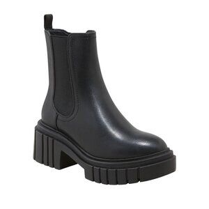 NWT Wild Fable Womens Sterling Chelsea Boots 88075610 Black 8.5M